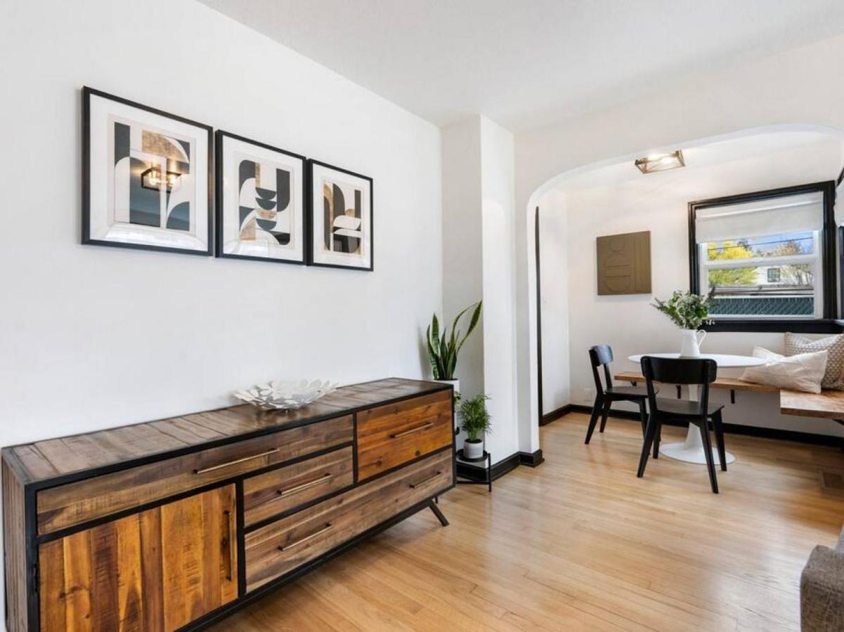 Picture Perfect Bungalow In The Heart Of Dt Vancouver Extérieur photo