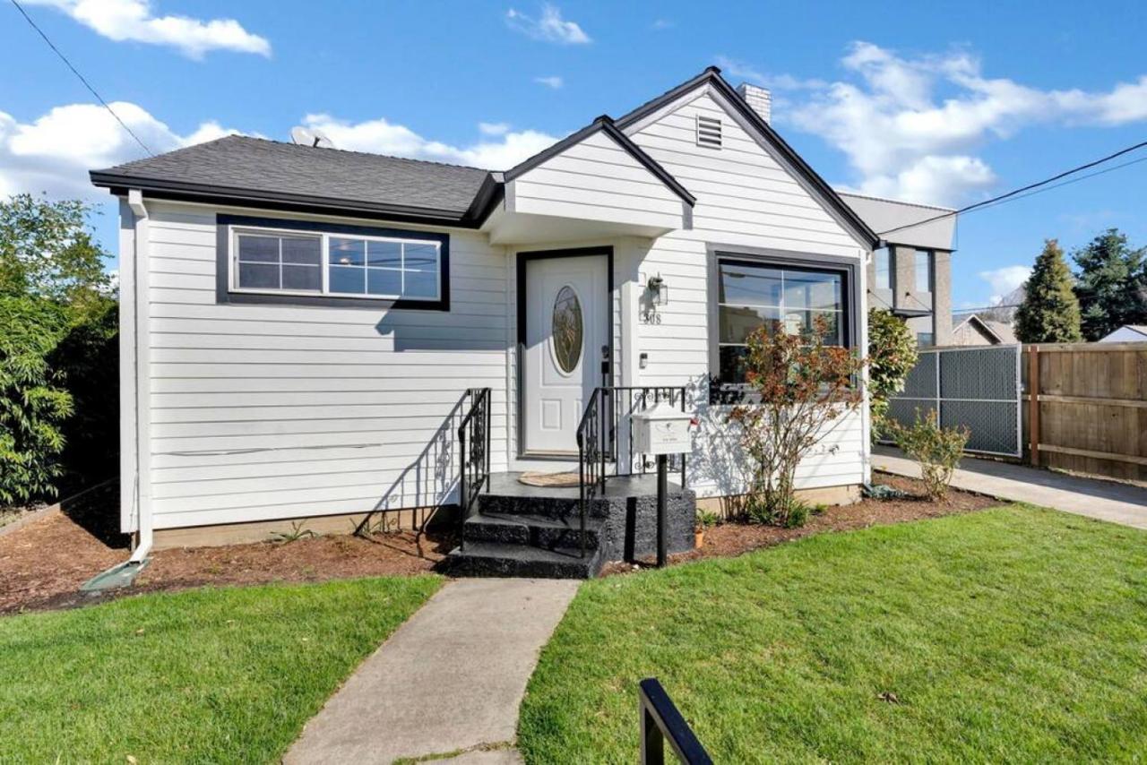 Picture Perfect Bungalow In The Heart Of Dt Vancouver Extérieur photo