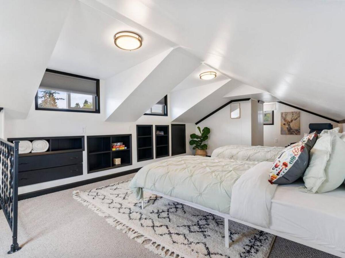 Picture Perfect Bungalow In The Heart Of Dt Vancouver Extérieur photo