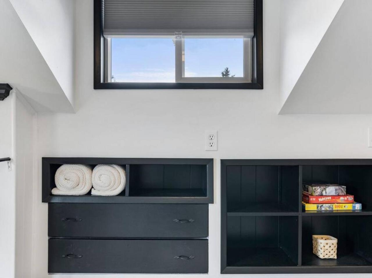 Picture Perfect Bungalow In The Heart Of Dt Vancouver Extérieur photo