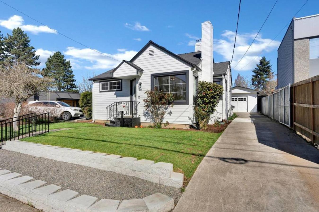 Picture Perfect Bungalow In The Heart Of Dt Vancouver Extérieur photo